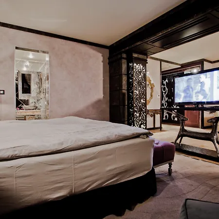 Royal Castle Design&spa - Ultra 5* Elenite