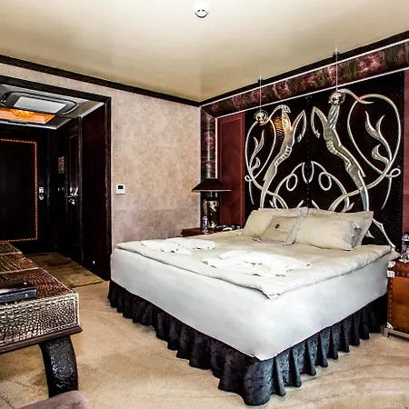Royal Castle Design&spa - Ultra 5*