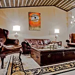 Royal Castle Design & Hotel