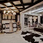 Royal Castle Design & 5*