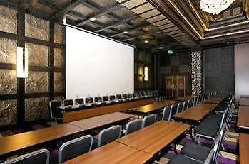 Royal Castle Design & 5* 埃勒尼特