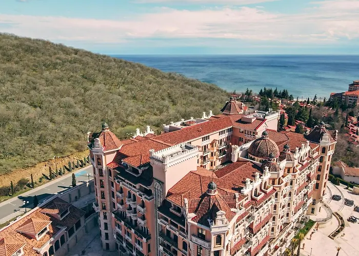 Hotel Royal Castle Design & Elenite