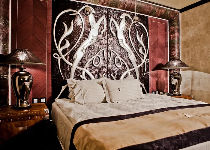 Royal Castle Design & Hotel