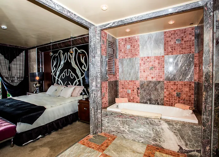 Royal Castle Design & Hotel Elenite