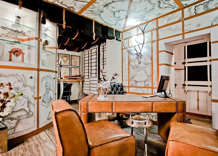 Royal Castle Design & 5* Elenite