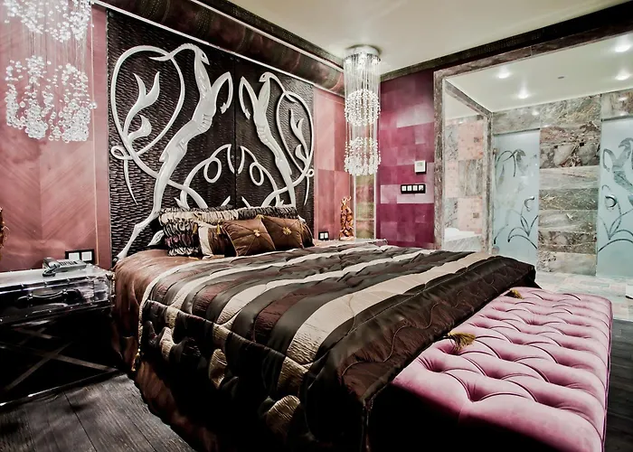 Royal Castle Design & 5*