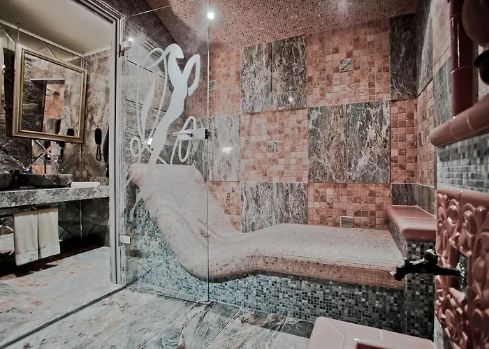 Hotel Royal Castle Design & Elenite